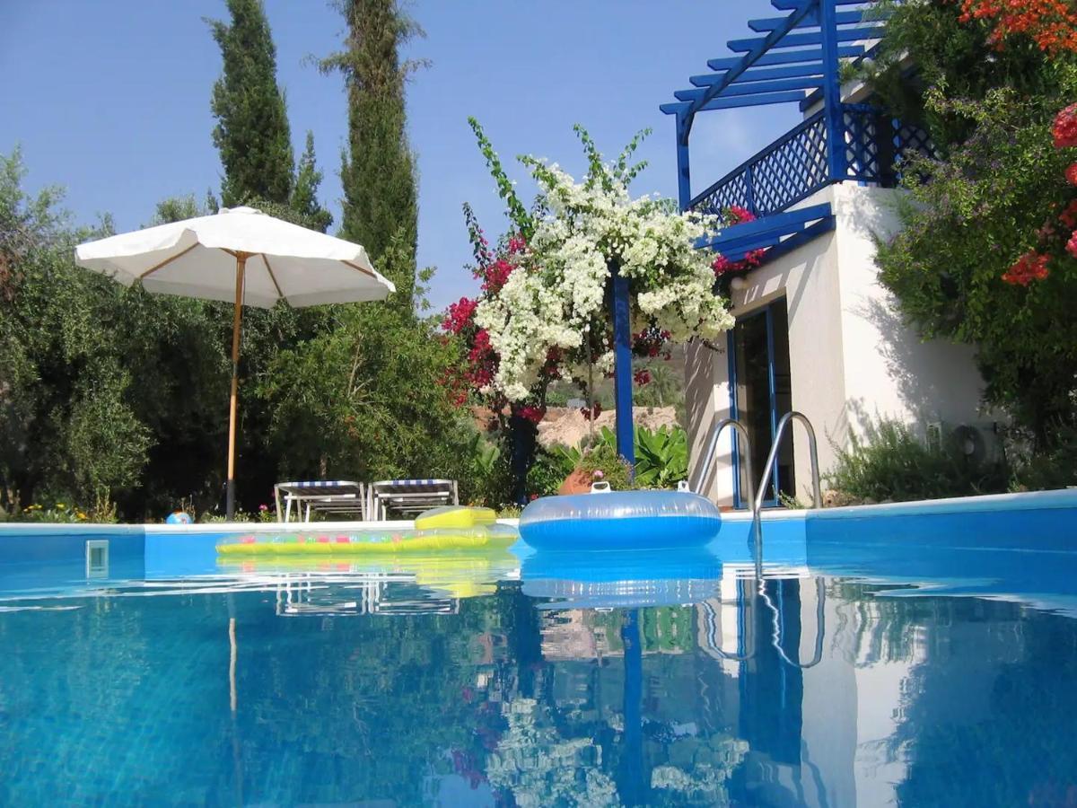 Banana Sunset Villas Paphos Esterno foto