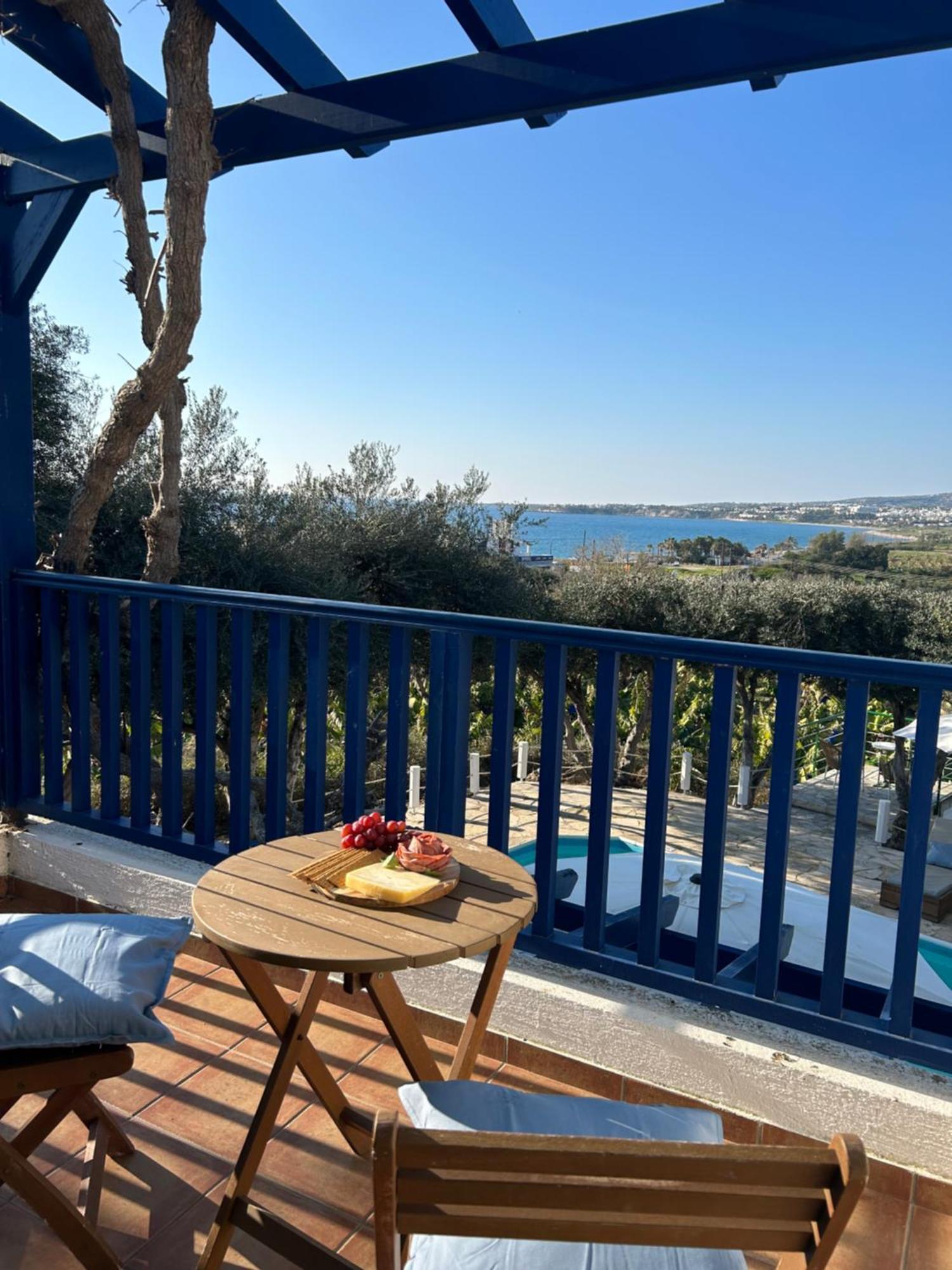 Banana Sunset Villas Paphos Esterno foto